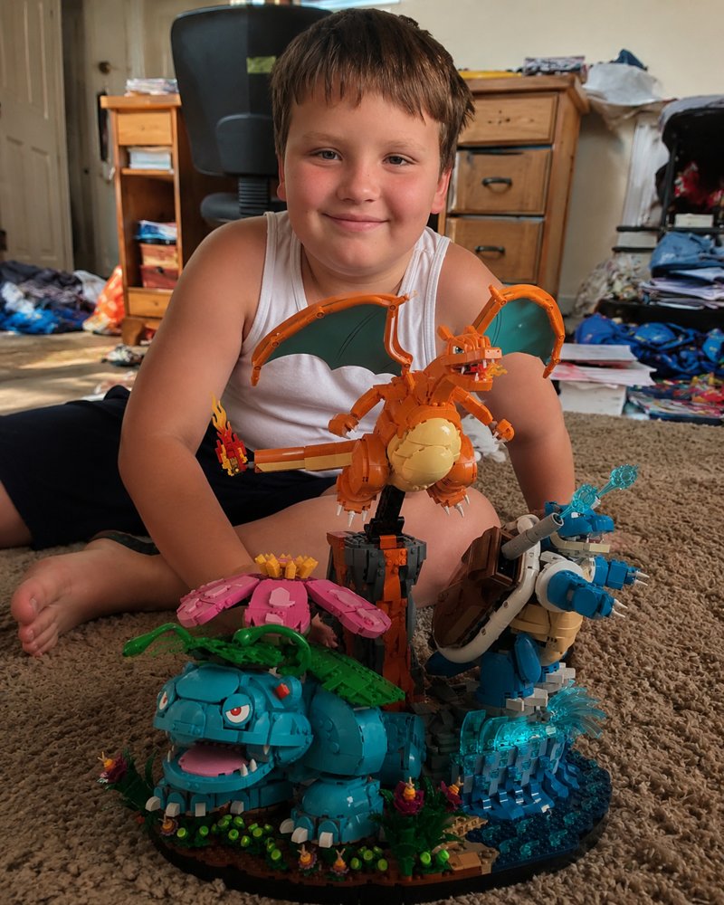 Young builder with the Kanto trio