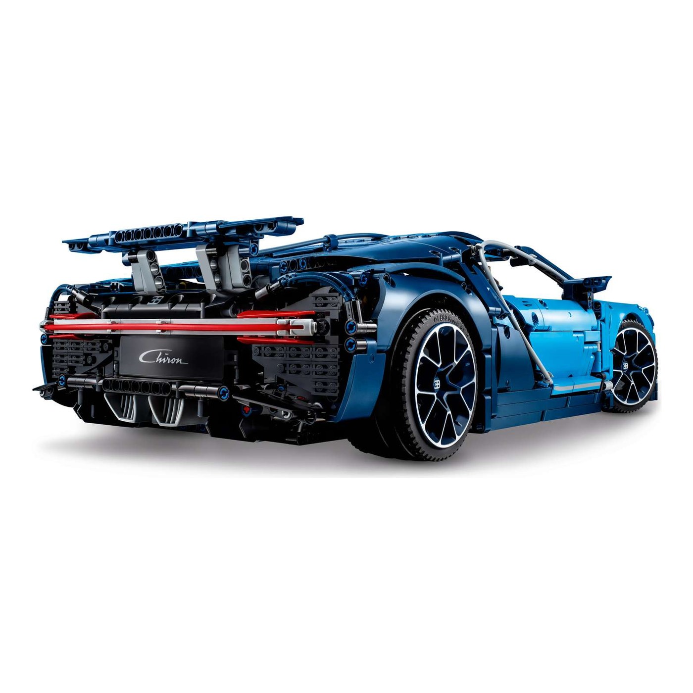 Rear wing & diffuser